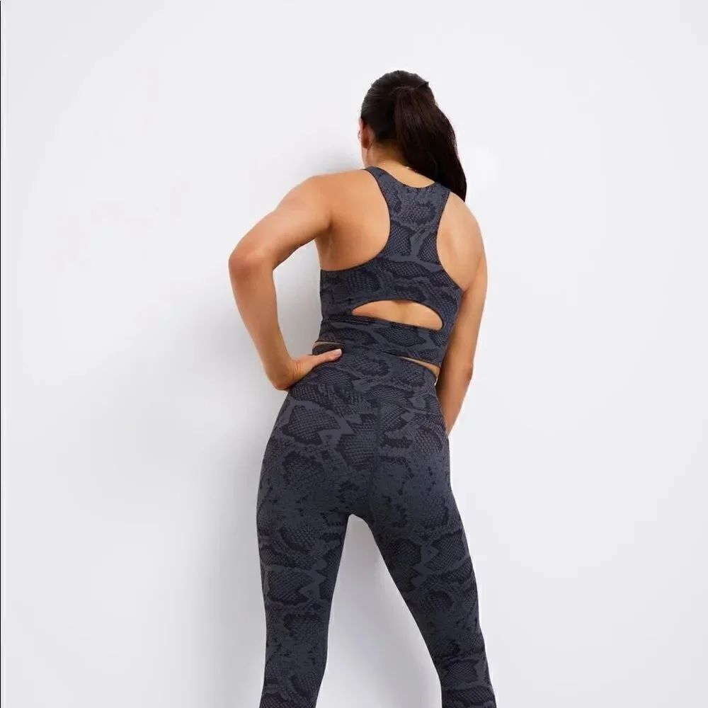 All Fenix Longline Python-Print Racerback Sports Bra XS - Picture 2 of 6